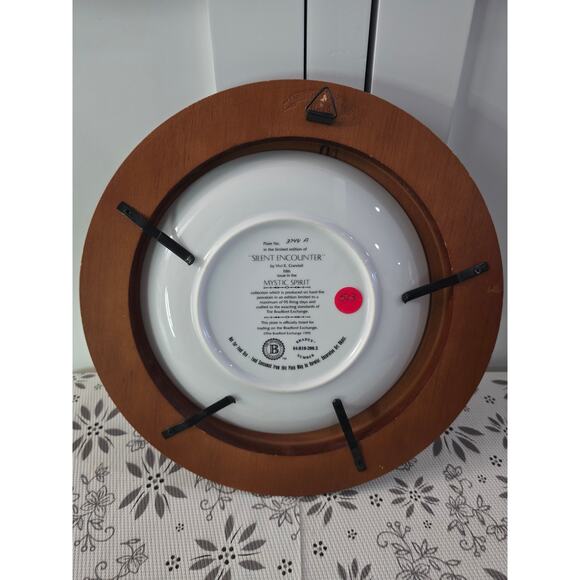 Vintage 1995 Bradford Exchange Mystic Spirit “Silent Encounter”Wolf Plate Framed - Picture 2 of 16